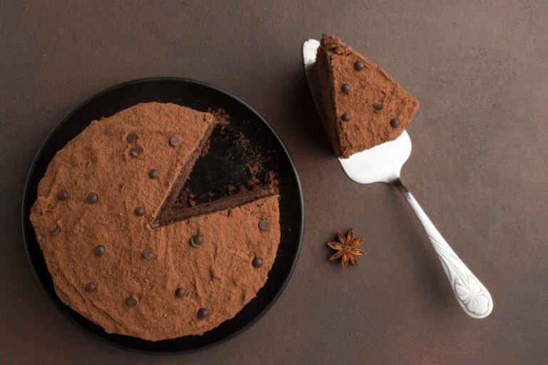 Bolo mousse de chocolate (Foto: Freepik)