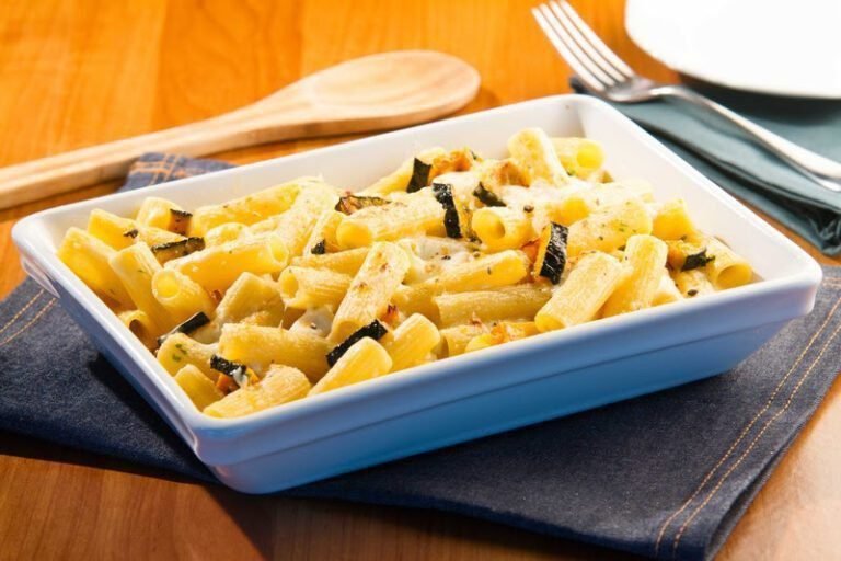Receita de Rigatoni ao forno com molho do chef e abóbora assada