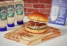 Heinz cria lanche especial com nova maionese em ação com hamburguerias do Rio Após lançar a maionese sabor gorgonzola, a Heinz está realizando uma parceria especial e por tempo limitado com algumas hamburguerias do Rio de Janeiro (Foto: Divulgação)