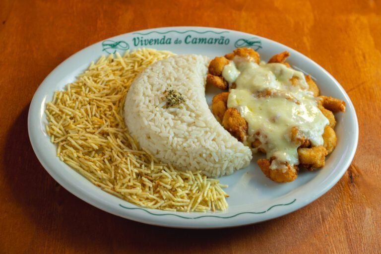 Vivenda do Camarão celebra 40 anos com pratos regionais no cardápio