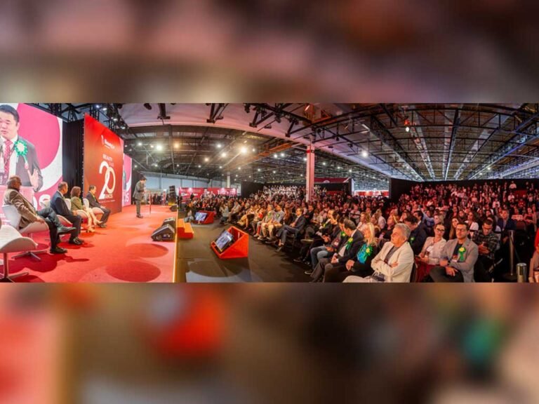 Cerimônia de abertura Beauty Fair 2025 (Foto: Comodo)