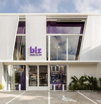 Beleza na Web ocupa roda-gigante em SP com ingressos gratuitos Beleza na Web celebra 18 anos com evento na Roda Rico em SP (Foto: Divulgação)