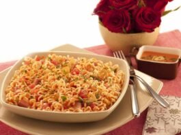 Nissin aposta em lámen com lombo defumado para refeições de dezembro (Foto: Divulgação/NISSIN)
