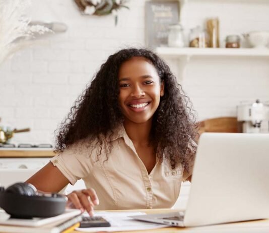 54% dos profissionais no Brasil querem mudar de emprego em 2026 Estudo do LinkedIn aponta movimento de carreira no Brasil em 2026 (Foto: Freepik)