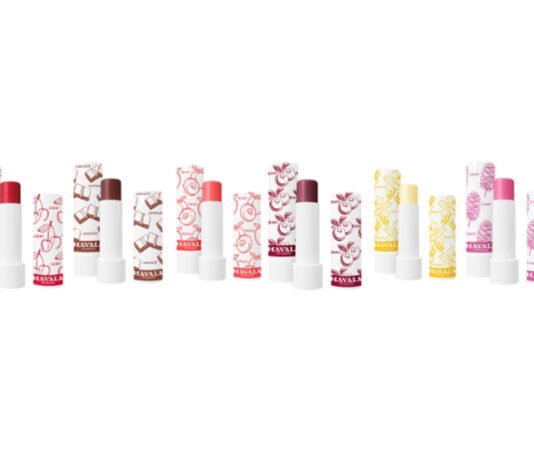Mavala lança bálsamo labial com cor e proteção diária Mavala lança bálsamo labial ultranutritivo com toque de cor (Foto: Divulgação)