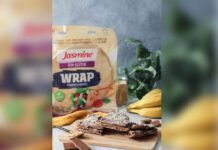 Mil-folhas de creme de avelã fica pronto em cinco minutos no forno Mil-folhas de creme de avelã utiliza wraps na montagem das camadas (Foto: Divulgação/Jasmine)